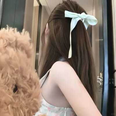 美女总裁爱上我 海报